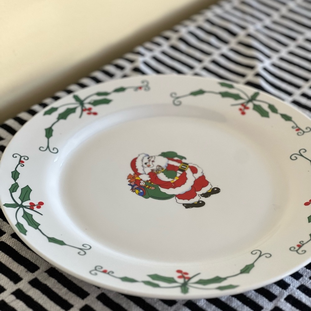 Vintage Xmas plate